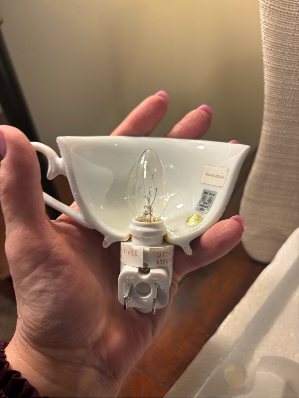 Floral Rose Teacup and Teapot Night Light Set - Picture 5 of 9